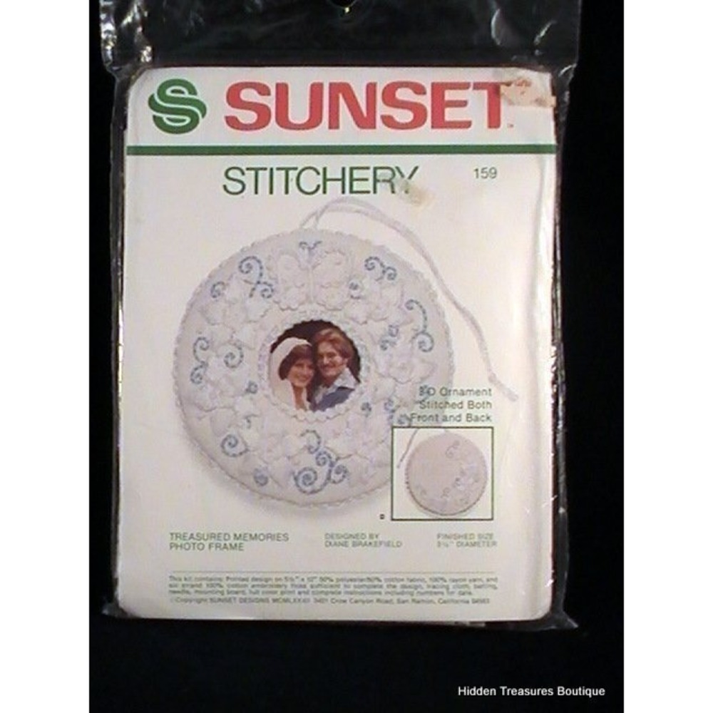 Sunset Stitchery "Treasured Memories Photo Frame" Cross Sitch Kit NIP #159